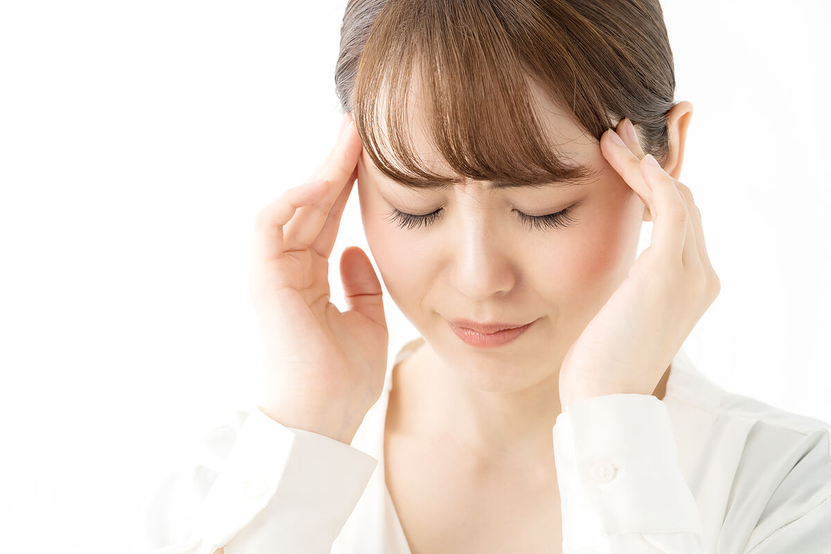 寝不足と頭痛の関係性は？対処法や予防法を知って改善させよう！