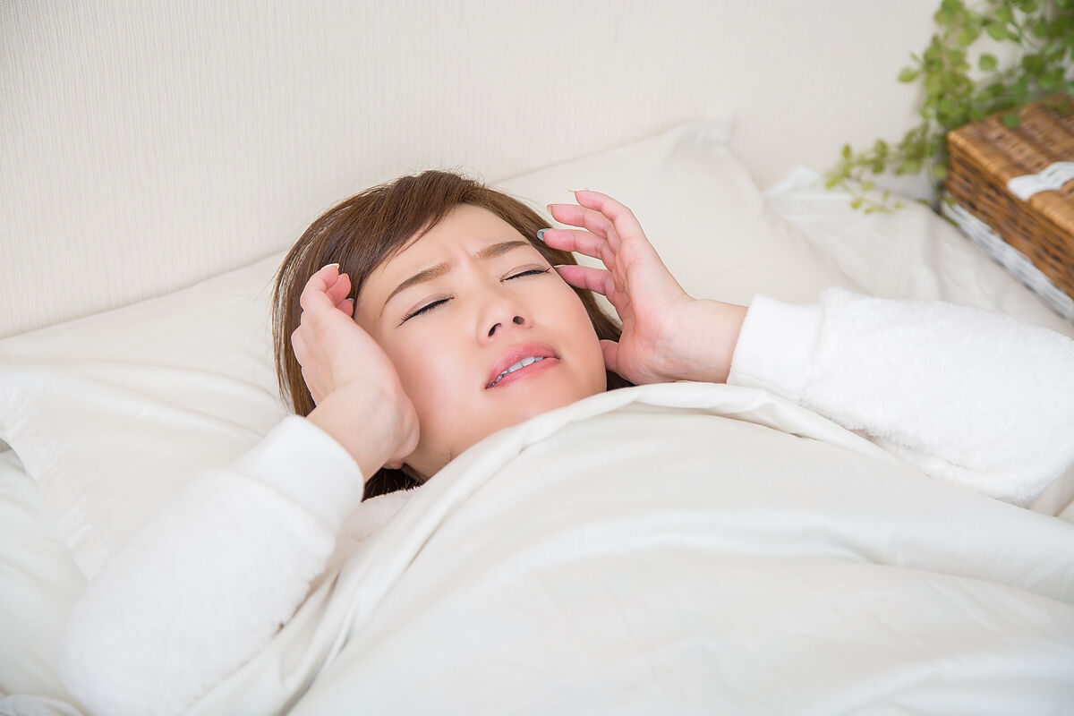 睡眠中にうなされる原因とは？安眠するための5つの方法も解説