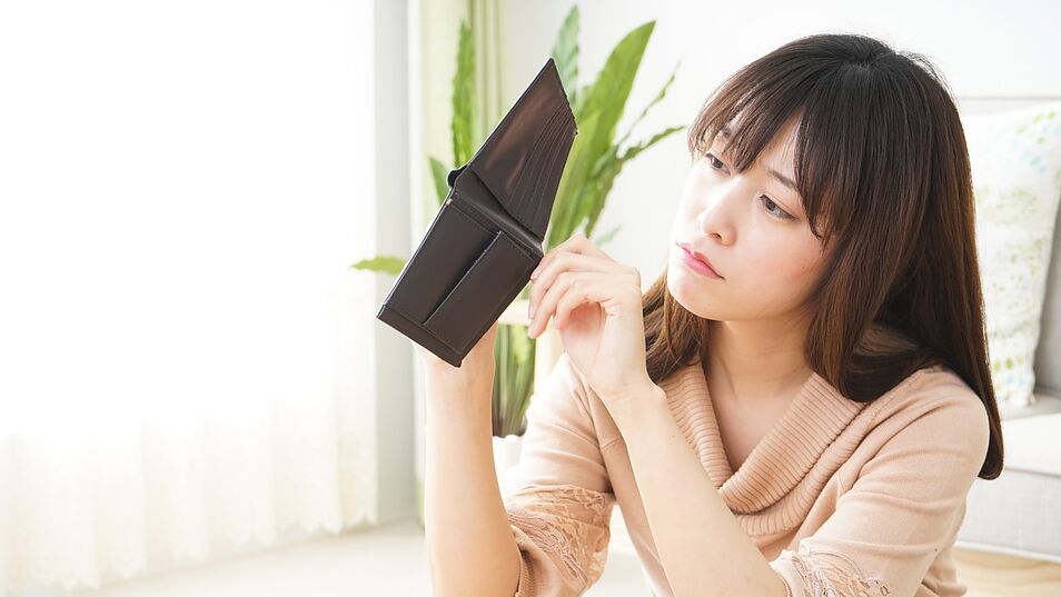 金欠になったらどうする？給料日前など金欠のときの乗り越え方も紹介