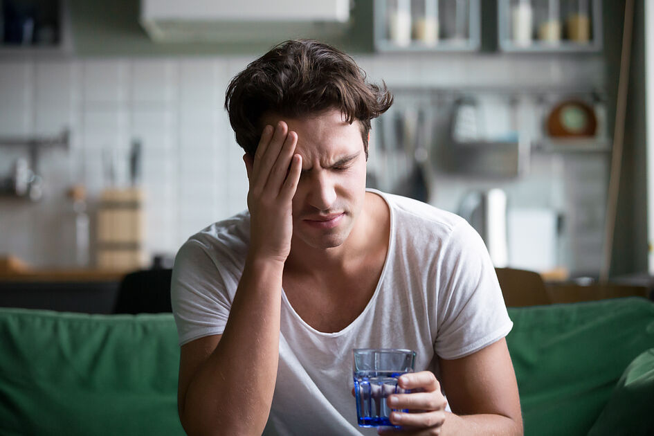 飲酒による頭痛を予防する4つの方法