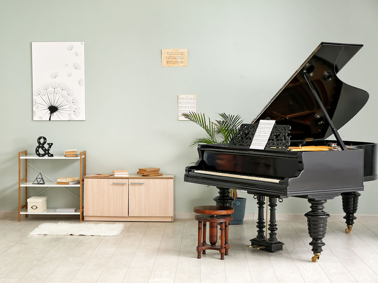 ピアノが置いてある部屋の画像