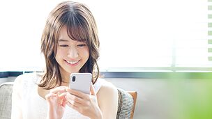 スマホ完結で借入れできるカードローンはある？スマホからATMで借りることはできる？