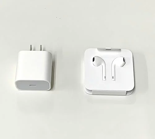 Apple EarPods with Lightning Connector